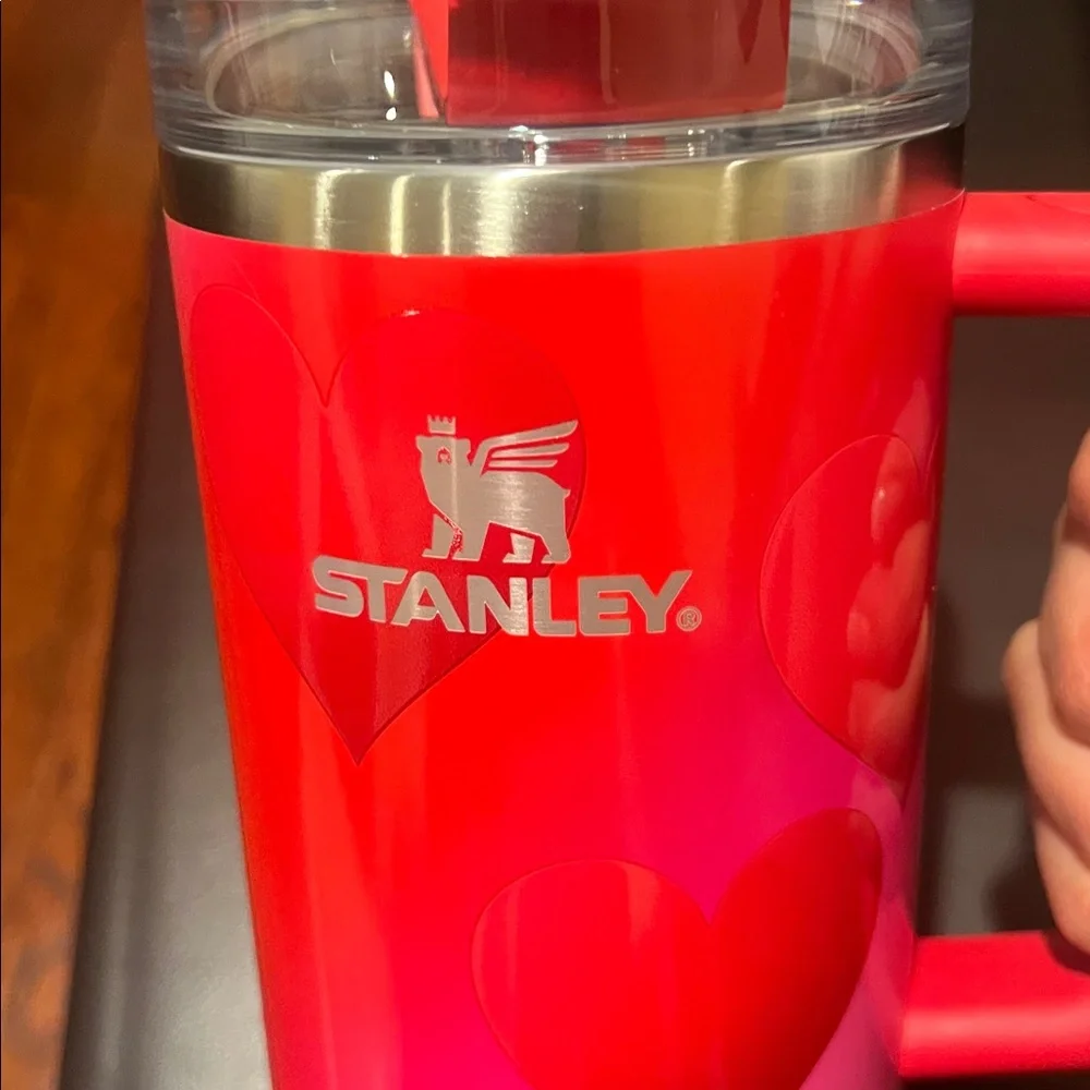 Valentine’s Day Stanley 40oz Tumbler The Flowstate Quencher H2.0 - Picture 2 of 10